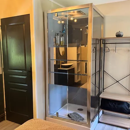 Individuelle Proche Aeroport Nantes Apartmán *